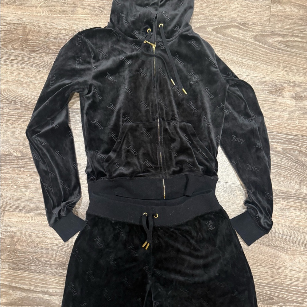 Juicy Couture black velour embossed tracksuit gold Hardwear size small